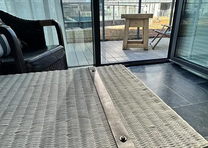 Feelgood Hanza * Στσέτσιν