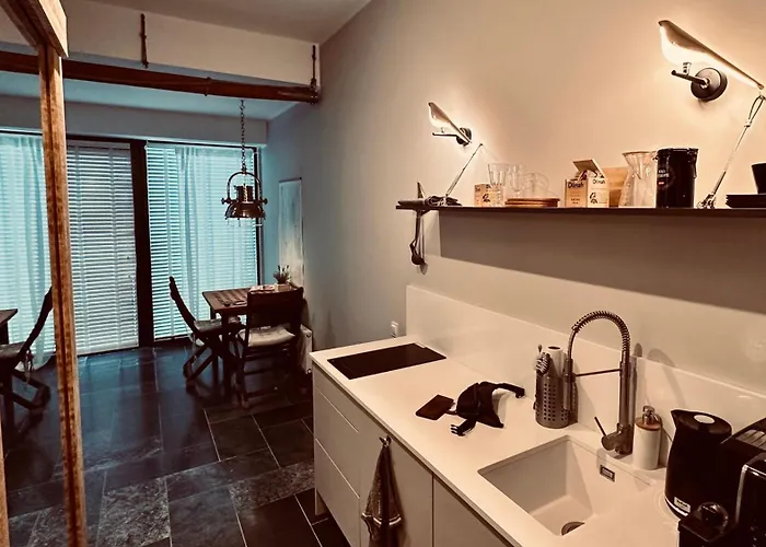 Feelgood Hanza * Στσέτσιν